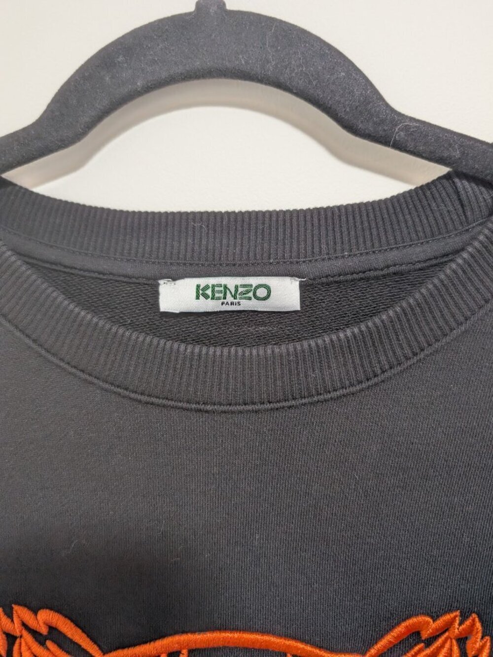 Kenzo | Men’s Tiger Embroidered Sweatshirt In Black - Picture 3 of 8